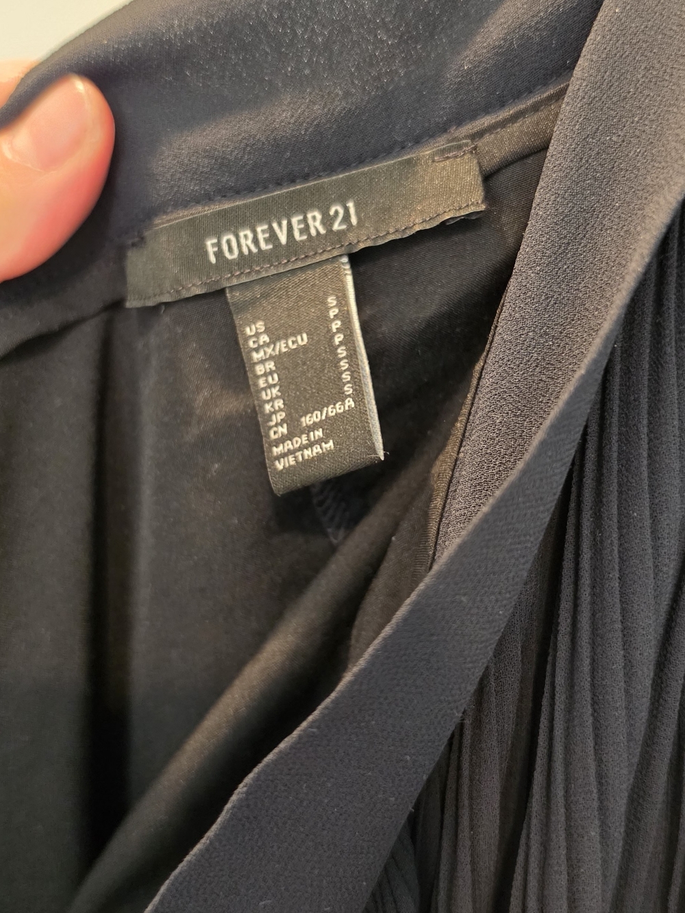 Forever 21 Navy Pleated Maxi Skirt - Picture 2 of 4